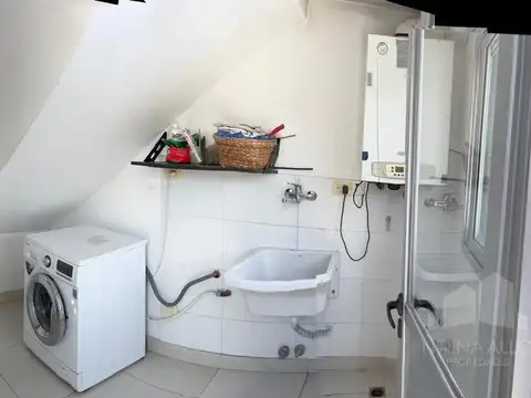 Casa 4 ambientes con 3 baños