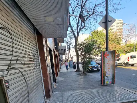 Local en Venta 40 años