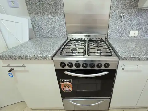 Departamento en Alquiler con 1 cocheras