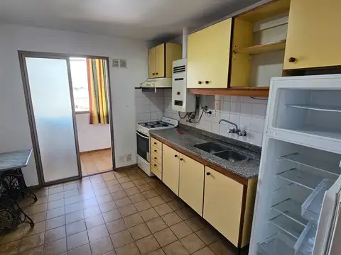 Departamento 4 ambientes con 1 baño