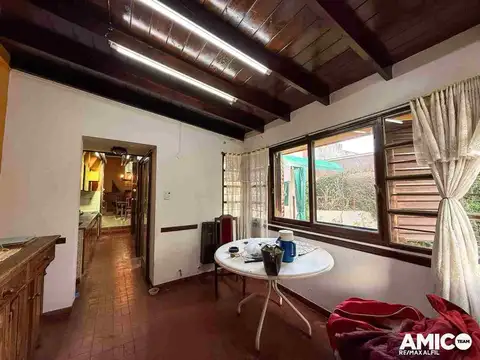 Depto Tipo Casa en Venta en Tolosa, USD 95.000