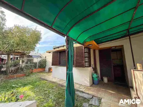 Depto Tipo Casa en Venta con 1 cocheras