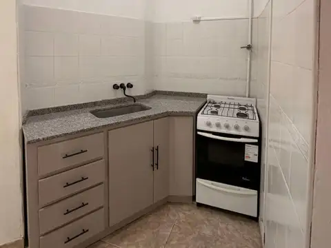 Depto Tipo Casa en Alquiler de 2 ambientes