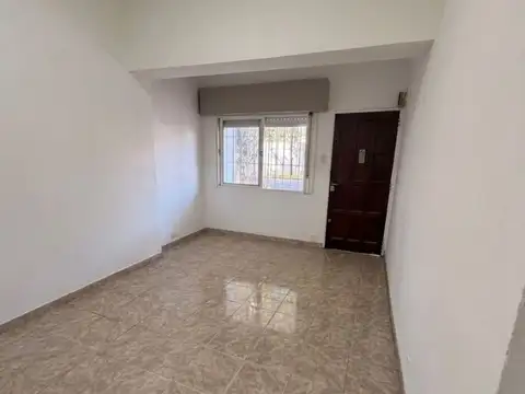 PH 2 AMBIENTES CON PATIO - ITUZAINGÓ