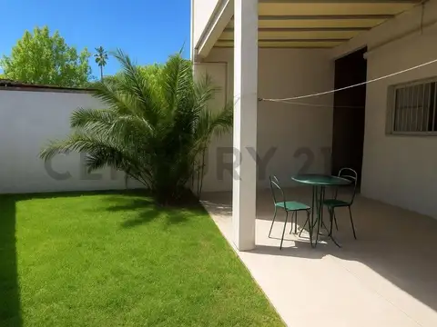 Casa en Lote Propio con 2 Viviendas en Villa Bosch - Ideal 2 Familias o Renta