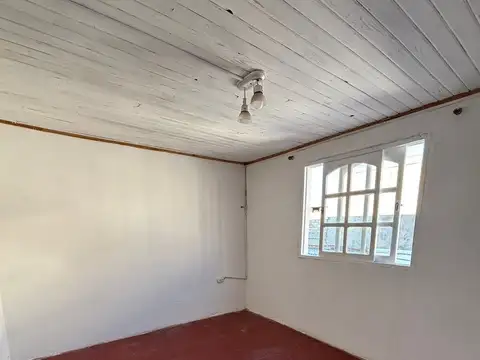 ALQUILER CASA MUY BUENA ZONA 