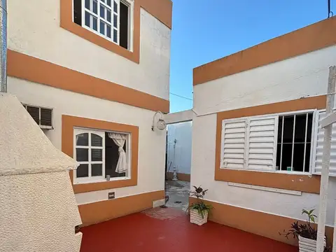 ALQUILER CASA MUY BUENA ZONA 