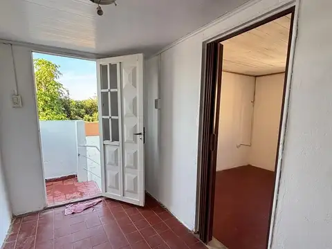 Depto Tipo Casa 4 ambientes con 2 baños