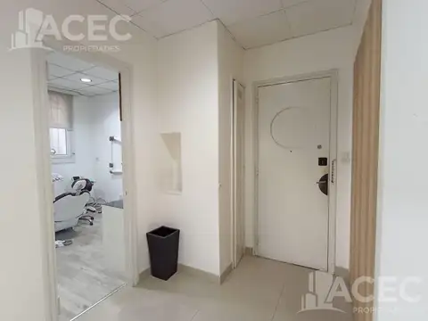 Tucumán  al 1500 - Planta Baja - Dpto A - Uso Profesional
