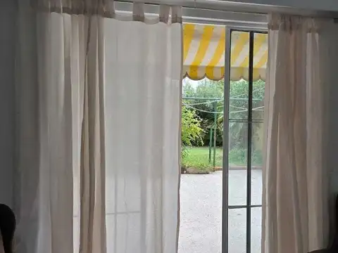 Depto Tipo Casa 5 ambientes con 2 baños