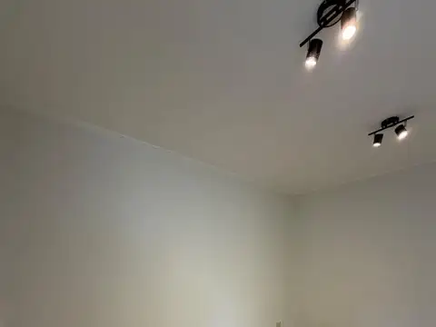 Depto Tipo Casa en Alquiler de Monoambiente