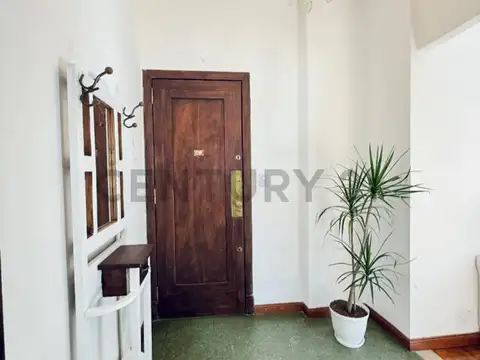 Uriarte 1900, Piso 2