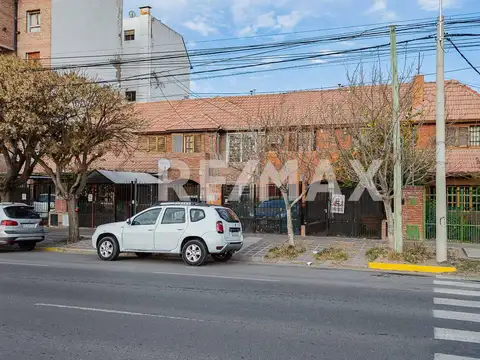 Doctor Luis Federico Leloir 500