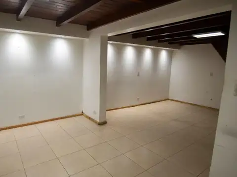 Depto Tipo Casa 6 ambientes con 3 baños