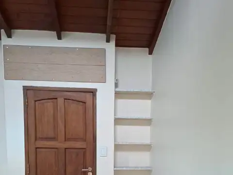 Depto Tipo Casa en Venta de 2 ambientes