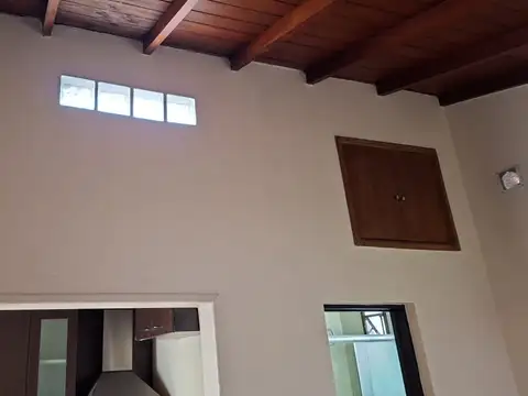 Depto Tipo Casa 2 ambientes con 1 baño