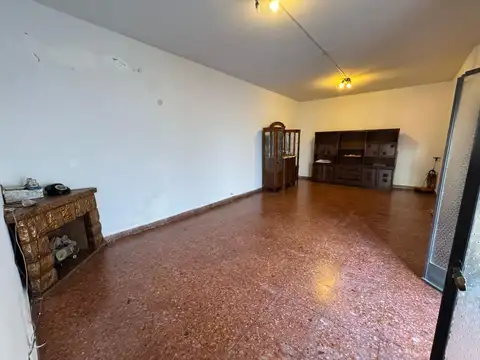 Casa en Venta en Parque Chacabuco, USD 125.000