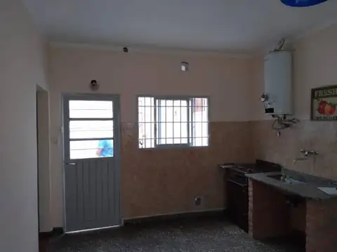 MERCEDES ALVAREZ al 2800