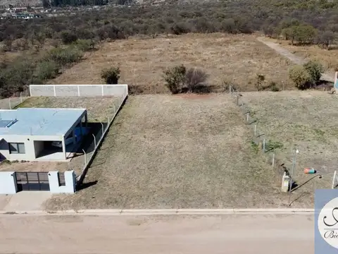Terreno en Venta en Juana Koslay, USD 34.000
