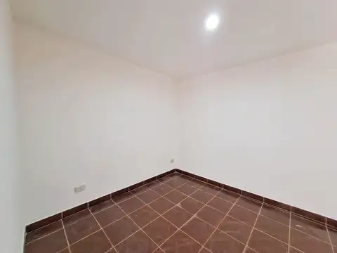 Depto Tipo Casa en Alquiler de 2 ambientes