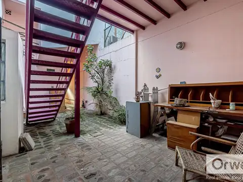Depto Tipo Casa en Venta de 6 ambientes