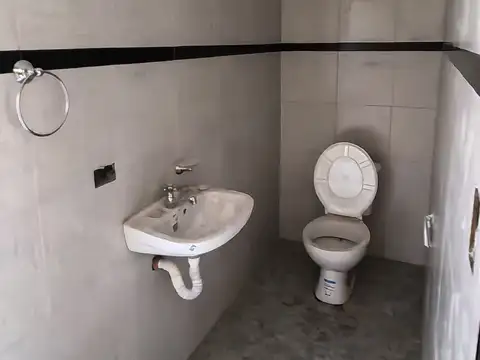 Av. Juan Domingo Perón 2000