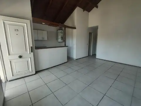 Departamento en Alquiler con 1 cocheras