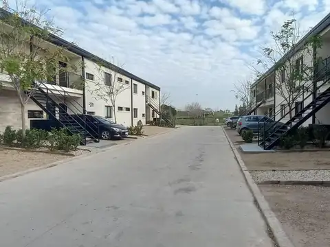 Cochera en  venta en cañada village II
