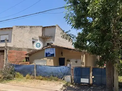 Casa A LA VENTA EN BARRIO LAMBERTUCCI