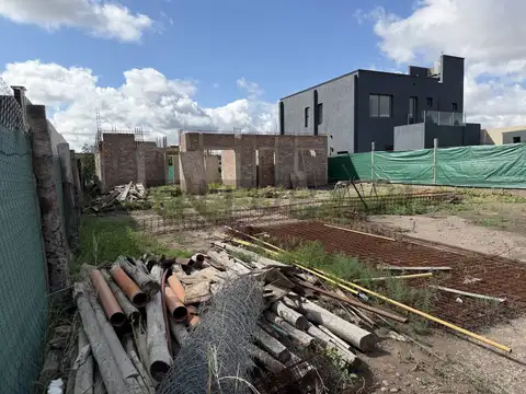 Venta de Terreno Barrio Las Cortaderas Country 2 - Guaymallén