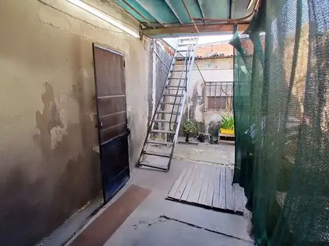 Depto Tipo Casa en Venta 41 años