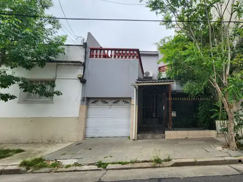 Casa Lote Propio - 8.66 X 26 - Garage P/ 2 Autos