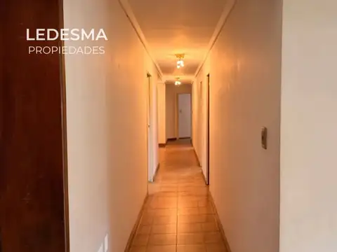 Depto Tipo Casa en Alquiler de 5 ambientes