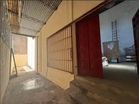 Galpon en Venta en San Fernando Vias  /  Centro, USD 180.000