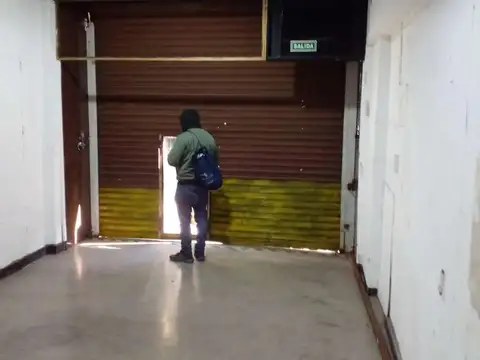 Local en Venta 60 años