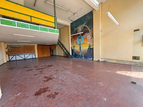 Local en Venta 45 años