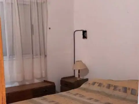 DUPLEX  4 AMBIENTES  AL FRENTE CON ENTRADA DE AUTO
