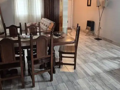 SE VENDE CASA EN RAFAELA