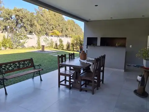 Casa en Venta en Nordelta Carpinchos, USD 515.000