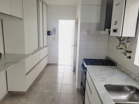 Departamento en Alquiler de 4 ambientes