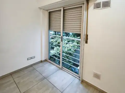 Santiago Del Estero 6800, Piso 1°