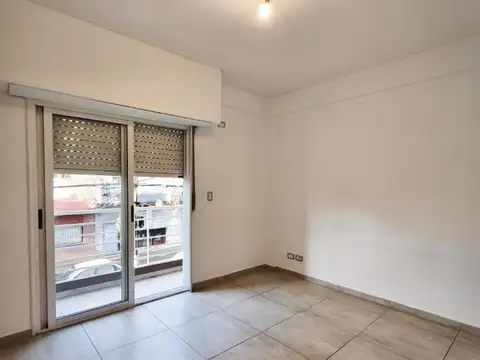 DPTO 2 AMBIENTES EN VENTA, J. L. SUAREZ