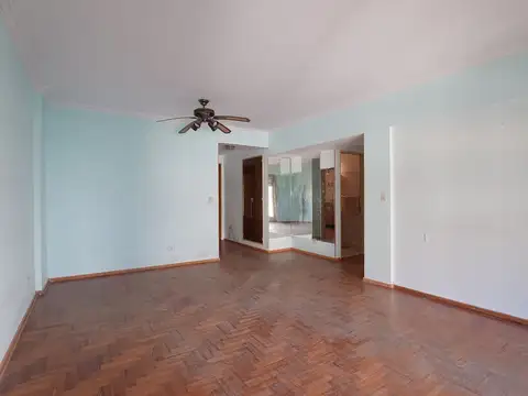 Venta 4 Ambientes con doble balcón y apto crédito