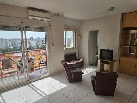 AV. JUAN DE GARAY al 2200 14°