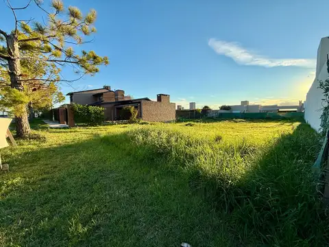 Terreno en Venta 15  mts Fondo