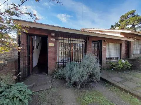 DUPLEX DE 2 AMBIENTES CON ENTREPISO Y PATIO CON PARRILLA