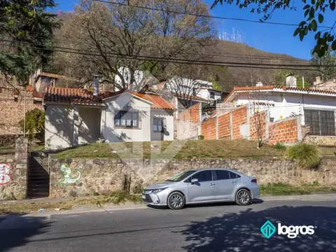 Casa en alquiler comercial | Av Uruguay, Salta