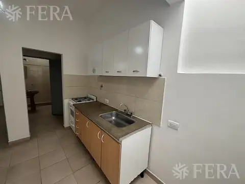 Alquiler de PH 2 ambientes con patio y terraza en Wilde