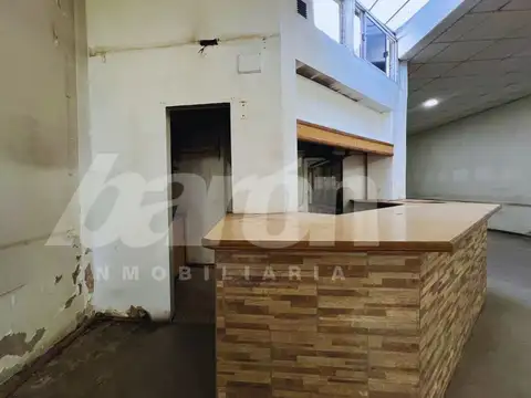 Local en Alquiler en Lomas De Zamora, $ 4.000.000
