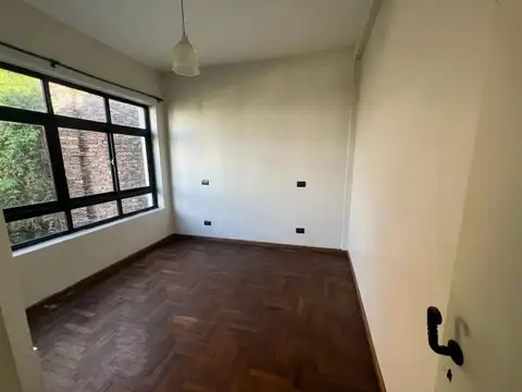 Depto Tipo Casa en Venta 74 años
